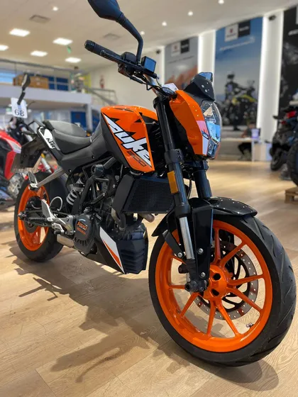 Ktm Duke 200 Financia Con Naranja Lista Para Entregar