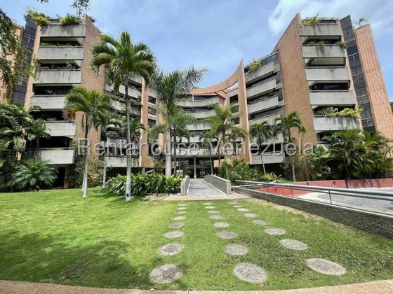 Csalad Apartamento (dúplex) En Venta En Campo Alegre, Distrito Metropolitano