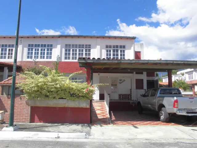 Alquilo Anexo, Conj. Res. La Alabarda, Urb. Castillejo Guatire.