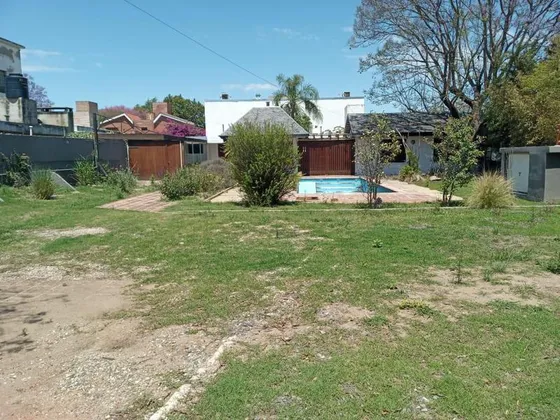 Casa En Venta De Tres Dormitorios, Emprendimiento, Villa Belgrano, Zona Norte.