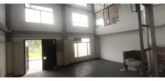 Bodega En Venta En Villas Del Dorado