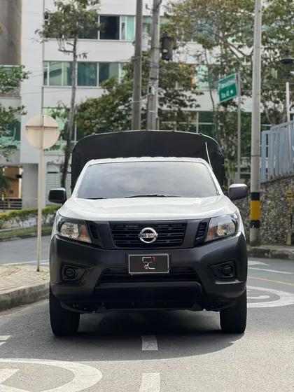 Nissan Np300 Frontier 2.5l
