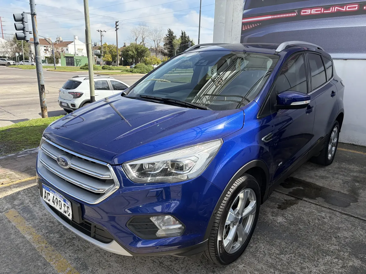 Ford Kuga 2.0 Titanium At Awd