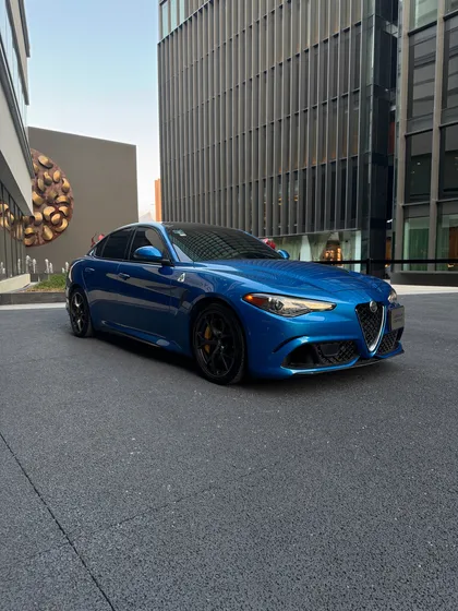 Alfa Romeo Giulia 2.9l Quadrifoglio V6 Bi-turbo At