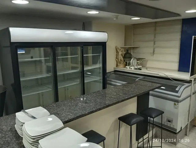 Se Alquila Local Comercial Para Restaurant O Centro Produccion Chacao A Pie De Calle 70 Metros X7q