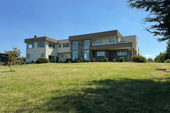Casa Mediterránea 512 Mts2 En Parcela, A 5 Min De Osorno