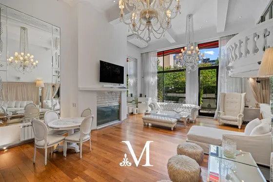 Espectacular Depto Tipo Casa - Unico - 457 M2 - 2 Coch - Parrilla - Terraza - Jacuzzi 