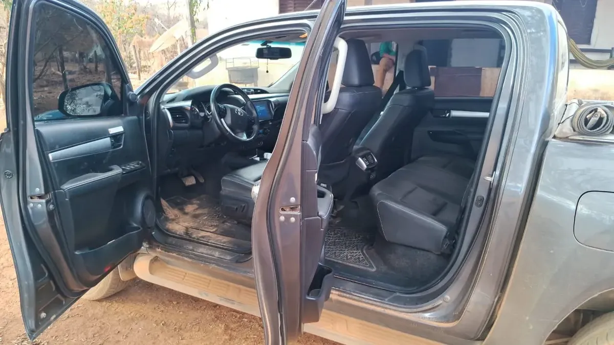 Toyota Hilux 2025 2.8 Tdi Srx Cab. Dupla 4x4 Aut. 4p — foto 2