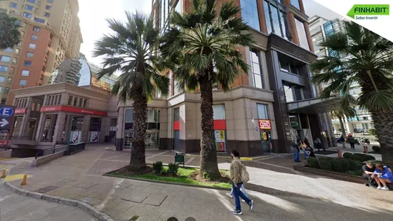 Gran Local 182m2 + 2esta. + 1bod. Av. Libertad/mall Marina