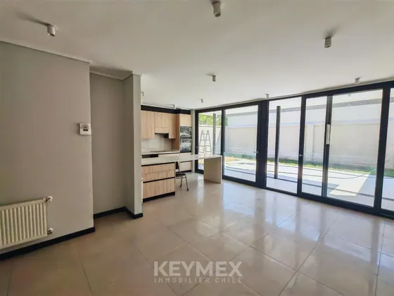 Townhouse A Estrenar En Hernando De Magallanes