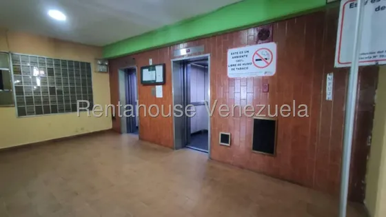 Diana Blanco Vende Oficina Con Ubicación De Alto Impacto Y Conectividad Corporativa En Centro De Barquisimeto, Altisimo Trafico Vehicular Y Peatonal,