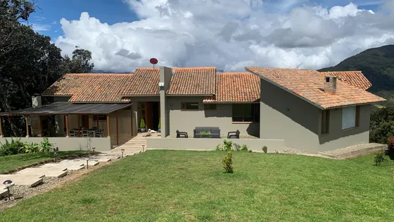 Encantadora Casa-finca En La Calera (vista Espectacular)
