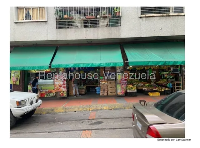 Se Alquila Local Comercial A Pie De Calle En La Candelaria, Cerca Del Centro Comercial Sambil
