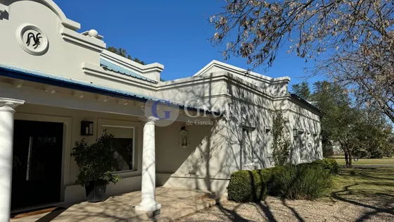 Casa En Alquiler Con 4 Dormitorios En San Francisco, Manzanares