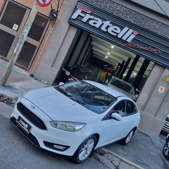 Ford Focus Iii 1.6 Sedan S
