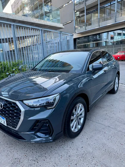 Audi Q3 Sportback 1.4 35tfsi Sportback 150 Cv