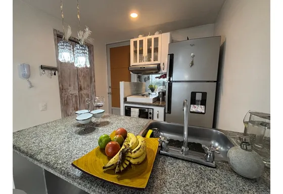Arriendo Aparta-estudio Amoblado, Sector Parque De La Vida