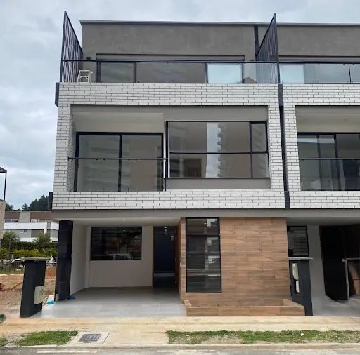 Casas En Arriendo El Porvenir 643-8292432