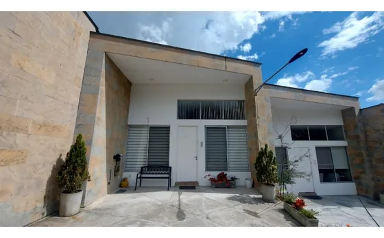 Casa Para La Venta En Condominio Norte De Armenia