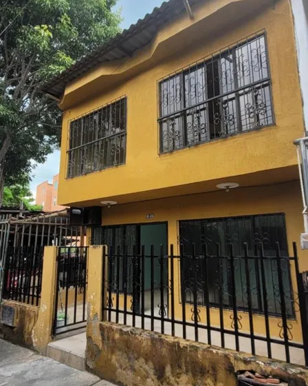 Casa De 2 Pisos Cali Villa San Marcos