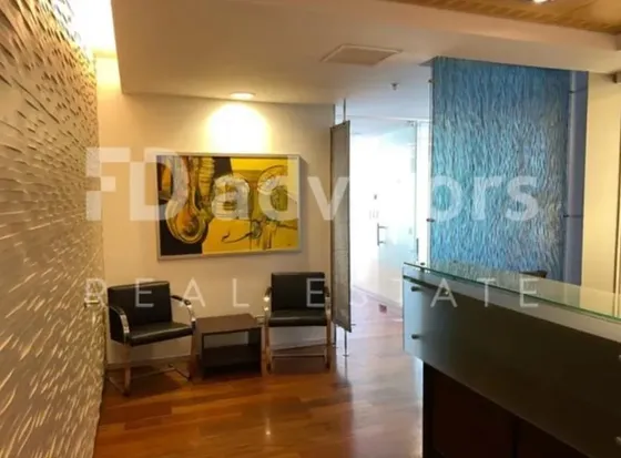 Oficina Amoblada 170 M2 - Metro Tobalaba, Providencia
