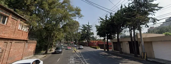 Remato Casa En Lomas De Las Aguilas, Alvaro Abregon, Cdmx.