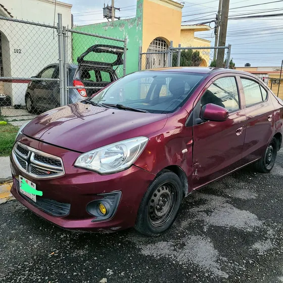 Dodge Attitude 1.2 Se Mt