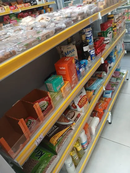 Vende-se Ponto Comercial Bomboniere Na Praça Da Sé
