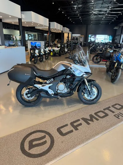 Cf Moto 650 Mt ( No Benelli Trk, Vogue Ds, Versys)