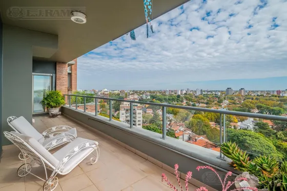 Excelente Departamento Con Increible Vista En Olivos