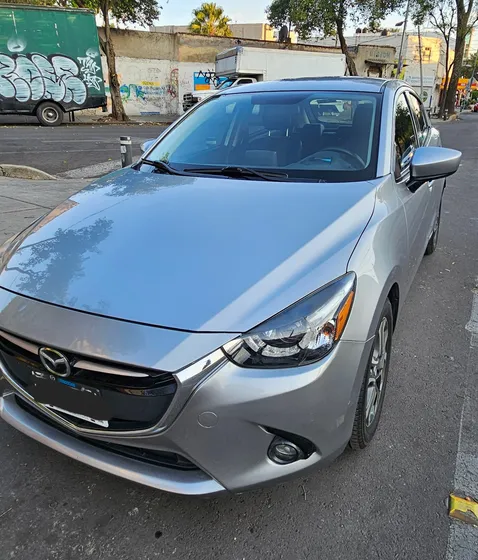 Mazda Mazda 2 1.5 I Grand Touring At