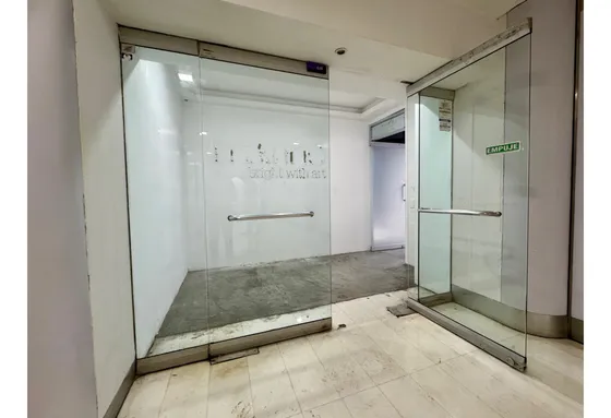 Chuao/cubo Negro/ofc 176,36m2/sin Muebles/en Alquiler 