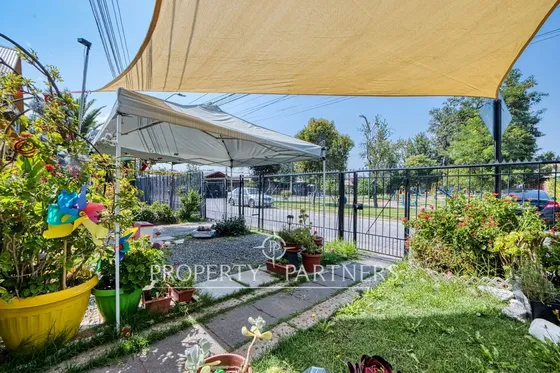 Acogedora Casa En Venta En Villa Frei!