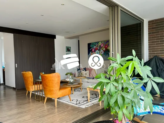 Apartamento En Venta, Barrio Las Lomas Ii, Poblado Medellín
