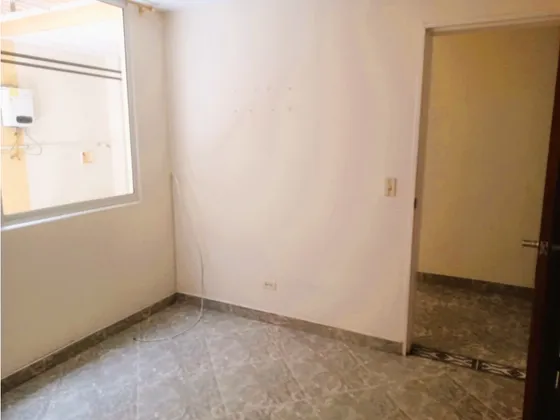 Casa Para La Venta. Medellín, San Javier.