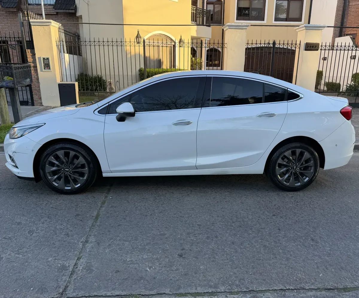 Chevrolet Cruze 4P 1.4 turbo LTZ + AT