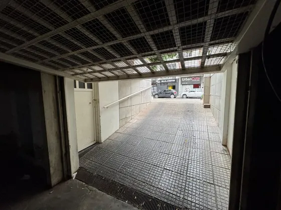 Venta 2 Cocheras En San Isidro