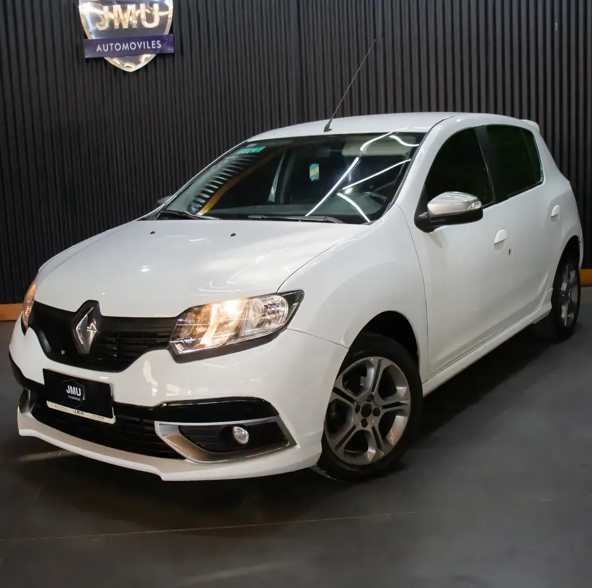 Renault Sandero 1.6 Gt Line 105cv