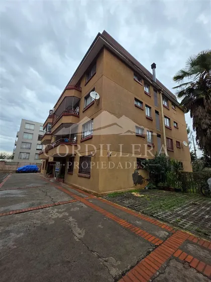 Departamento En Arriendo De 3 Dorm. En La Florida