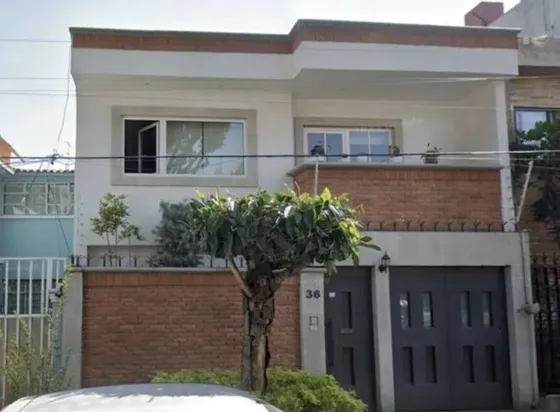Axb1.- Linda Casa En Remate Bancario Cerca De Parque Los Venados