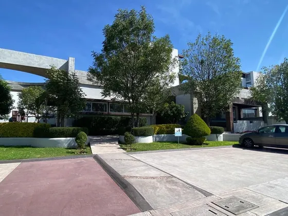 Casa En Venta En Condominio En Milenio Iii