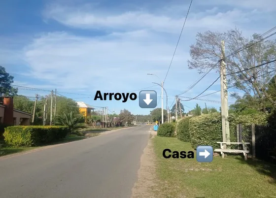 Al Sur A Metros Arroyo Solis Y Playa Alquilo Findes Para 9 Personas Sobre Calle Principal Wifi Directv Mesa Ping Pong Profesional Y Mas!!  Veni A Disfrutar La Paz Y Tranquilidad En Un Hermoso Entorno