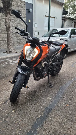 Ktm Duke 200, 2023 - 9000 Km - Excelente Estado