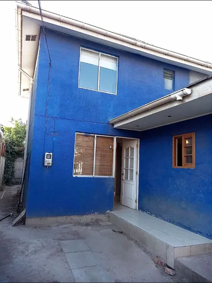 Hermosa Casa En Venta En Nueva Renca, 2 Dorm. 2 Baños 
