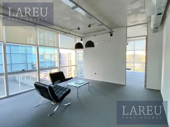 Oficina En Venta Con Renta, Officia Pilar - Edificio Work
