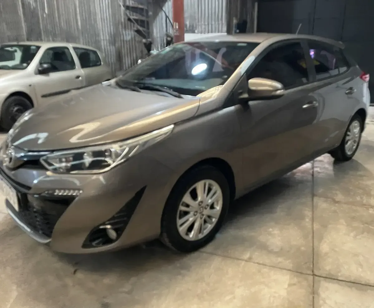 Toyota Yaris 1.5 107Cv Xls Pack Cvt
