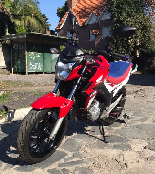 Honda Twister 250cc Modelo 2019 Unico Dueño