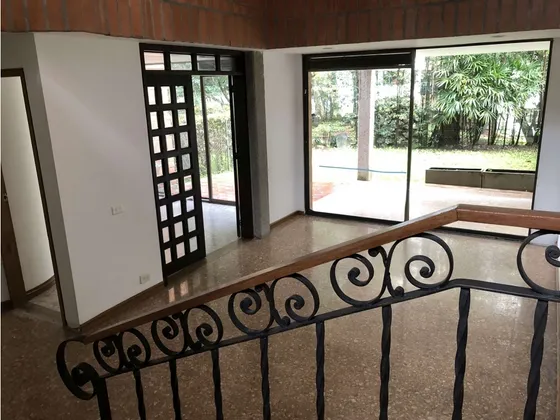 Casa En Arriendo Loma Los González Medellín