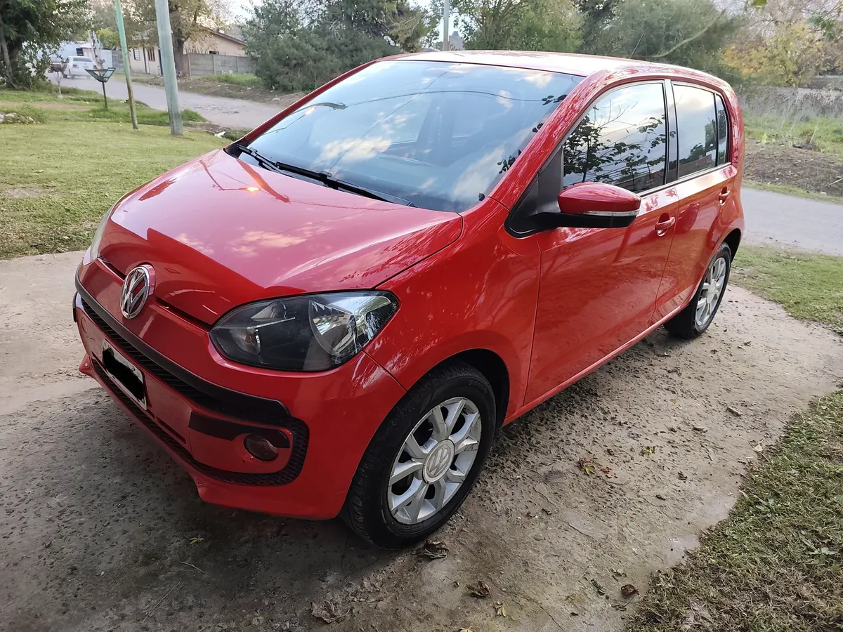 Volkswagen Up! High