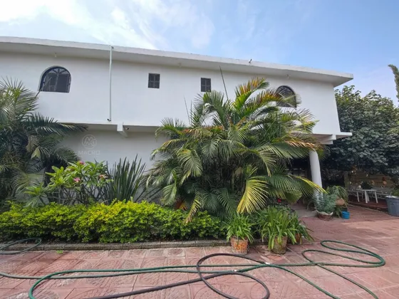 Casa En Venta En Col. Iztaccihuatl De Dos Niveles Con Jardín.